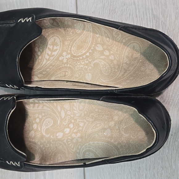 Olukai Women's Kiele Leather Black Loafers Slip On Shoes Sz 8 - Picture 7 of 11